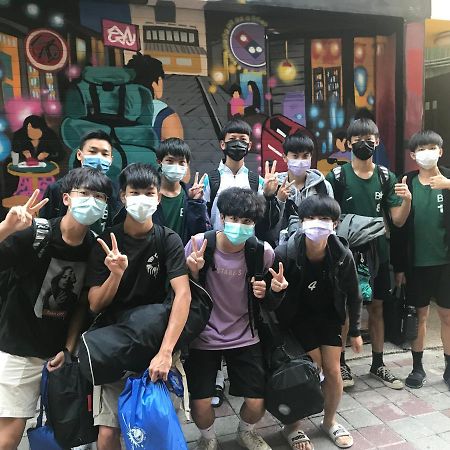 Mydeer Backpacker Pansiyon Tainan Dış mekan fotoğraf