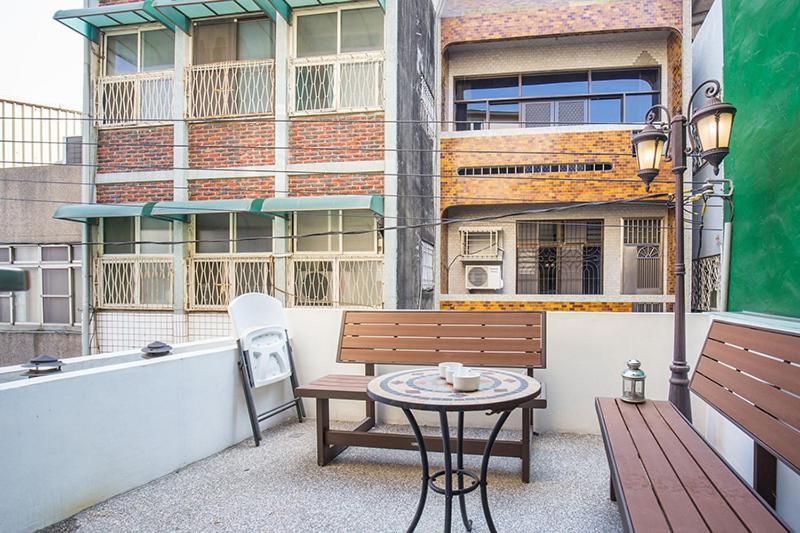 Mydeer Backpacker Pansiyon Tainan Dış mekan fotoğraf