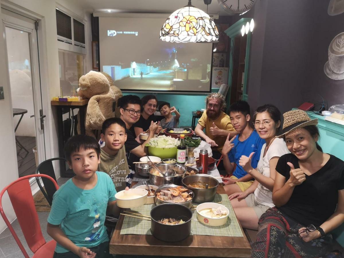 Mydeer Backpacker Pansiyon Tainan Dış mekan fotoğraf