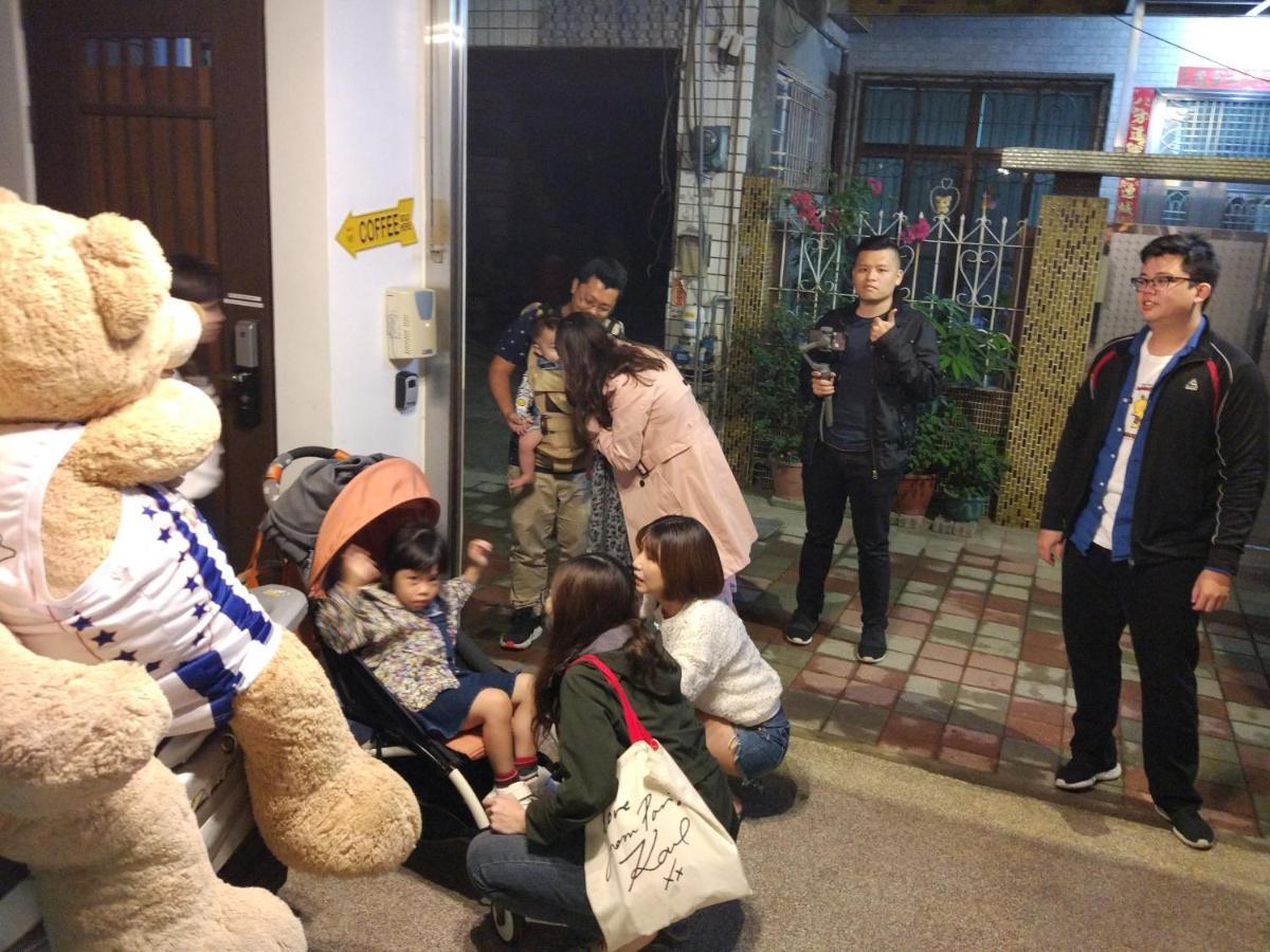 Mydeer Backpacker Pansiyon Tainan Dış mekan fotoğraf